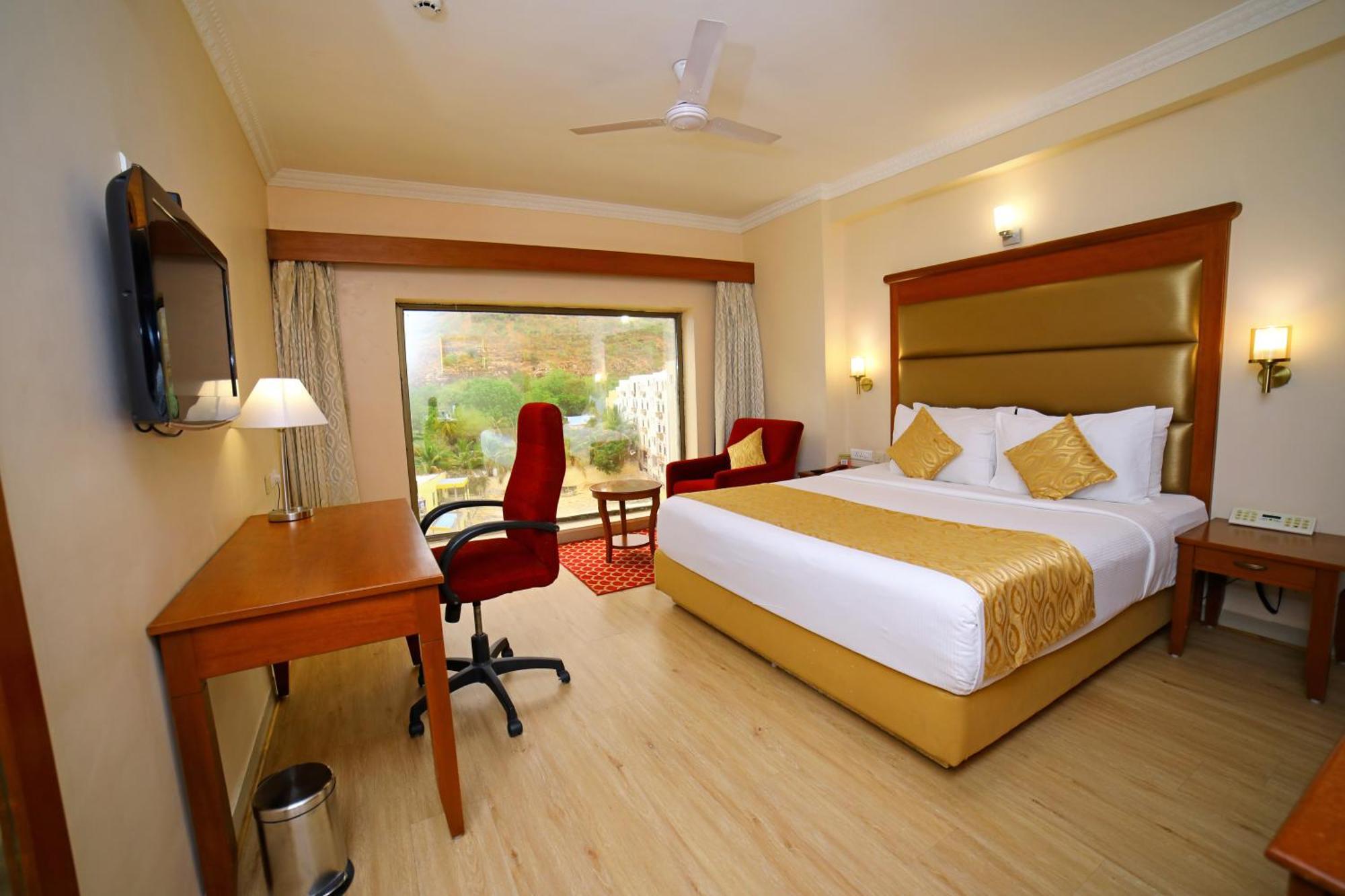 Raj Park- Hill View Otel Tirupati Dış mekan fotoğraf
