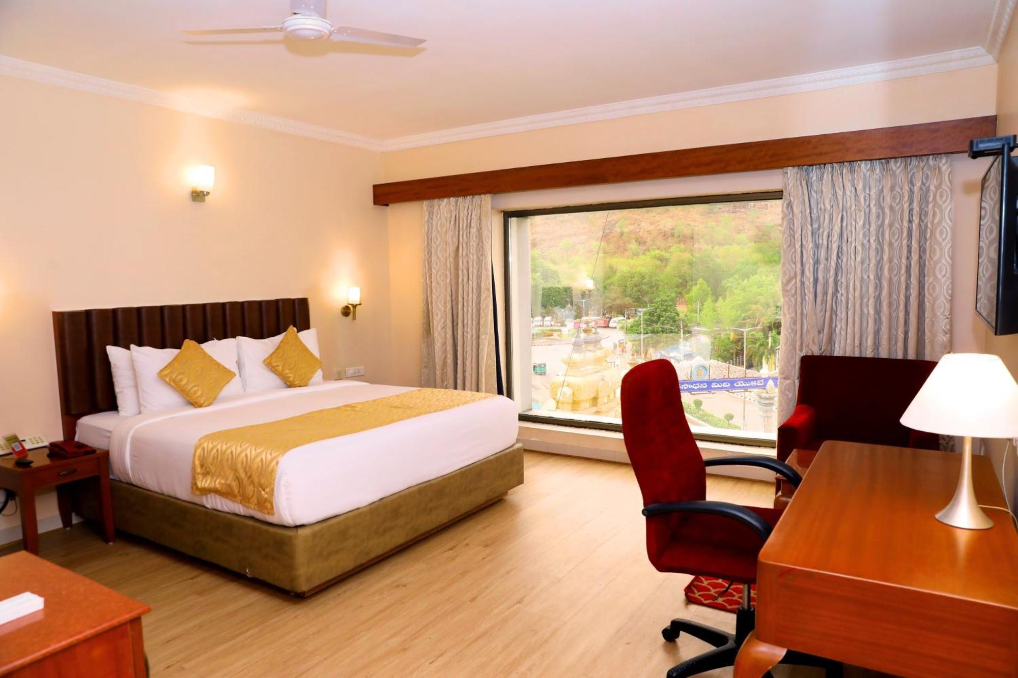 Raj Park- Hill View Otel Tirupati Dış mekan fotoğraf