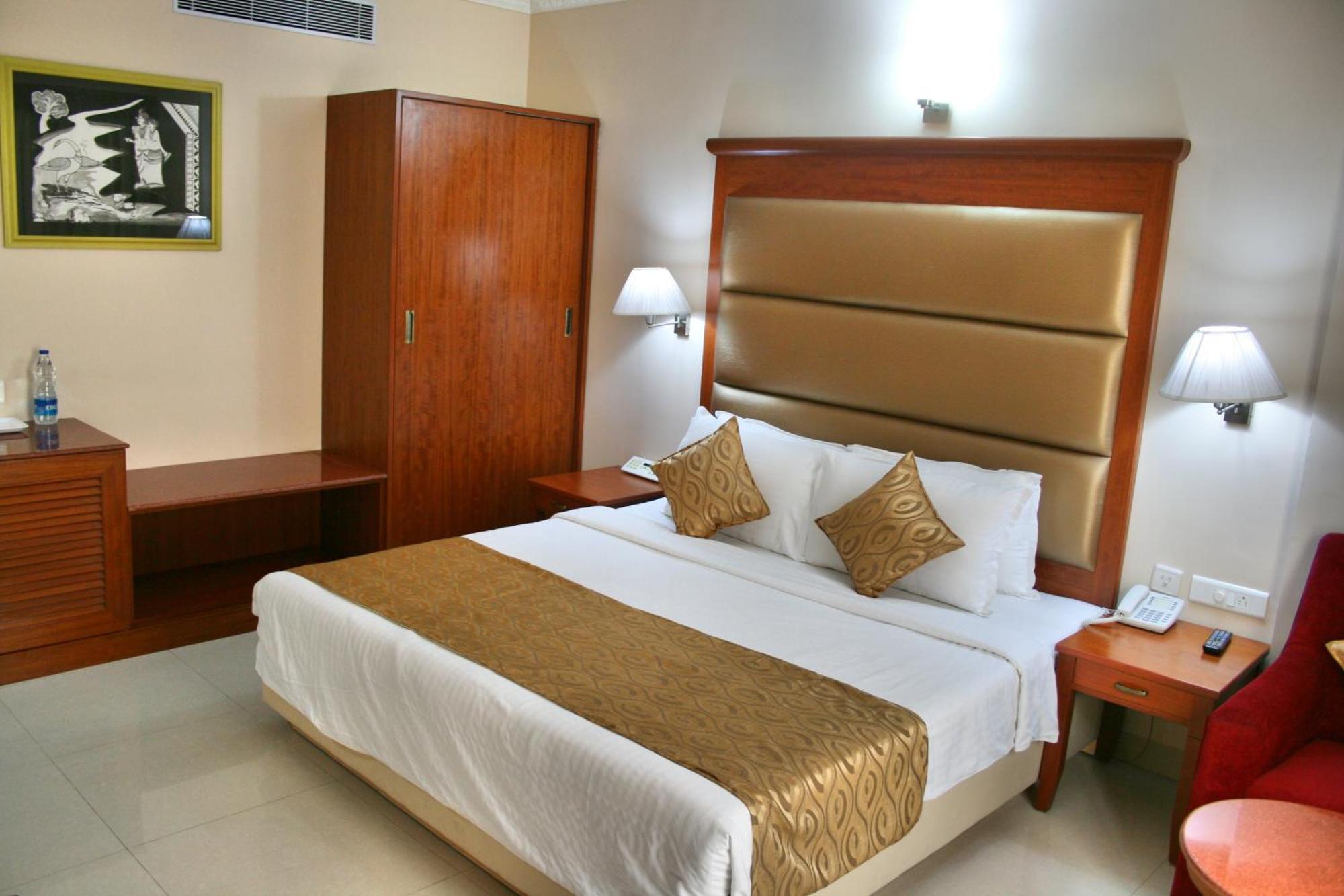Raj Park- Hill View Otel Tirupati Dış mekan fotoğraf