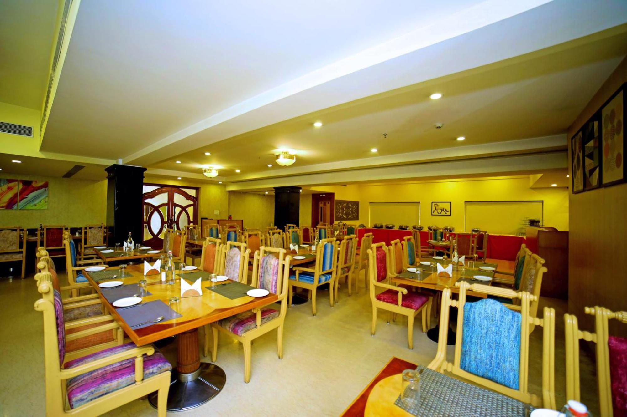 Raj Park- Hill View Otel Tirupati Dış mekan fotoğraf